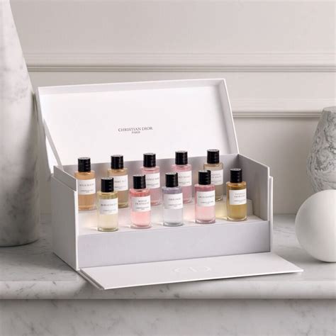 la collection privée christian dior - set of 10 fragrance miniatures|dior fragrance discovery.